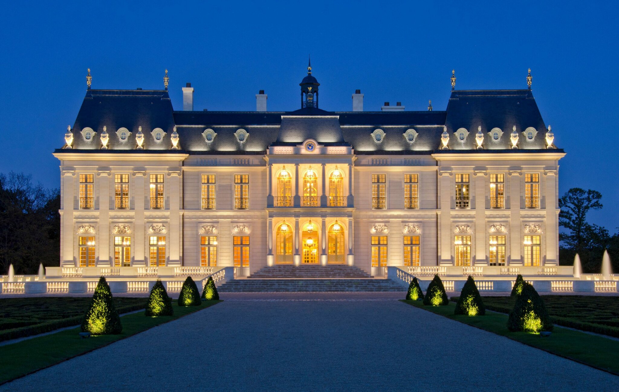 COGEMAD Chateau Louis XIV Scaled 2048x1297 